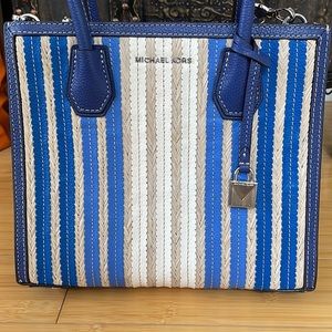 Women Micheal Kors Multi Color Tote Crossbody Bag NWT Blue Accordion Blue White